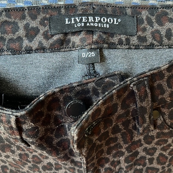Liverpool woman’s Jean style pants - Picture 2 of 6